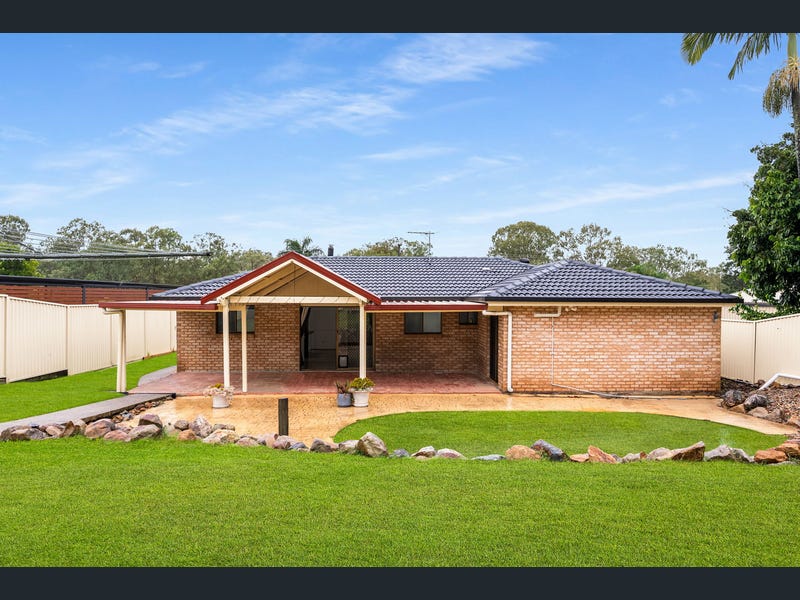 25 COLISA CRESCENT, Regents Park