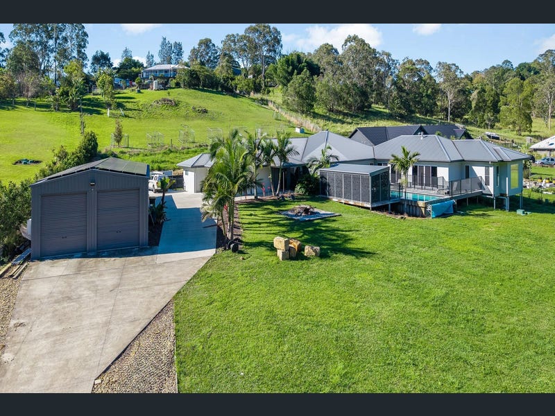 11 Bushland Place, Dulong
