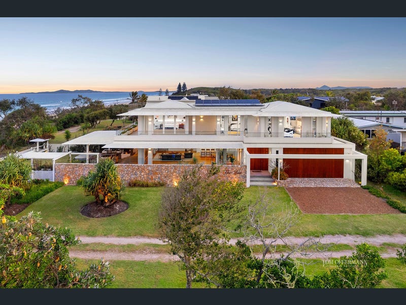 2 Esplanade, Noosa North Shore