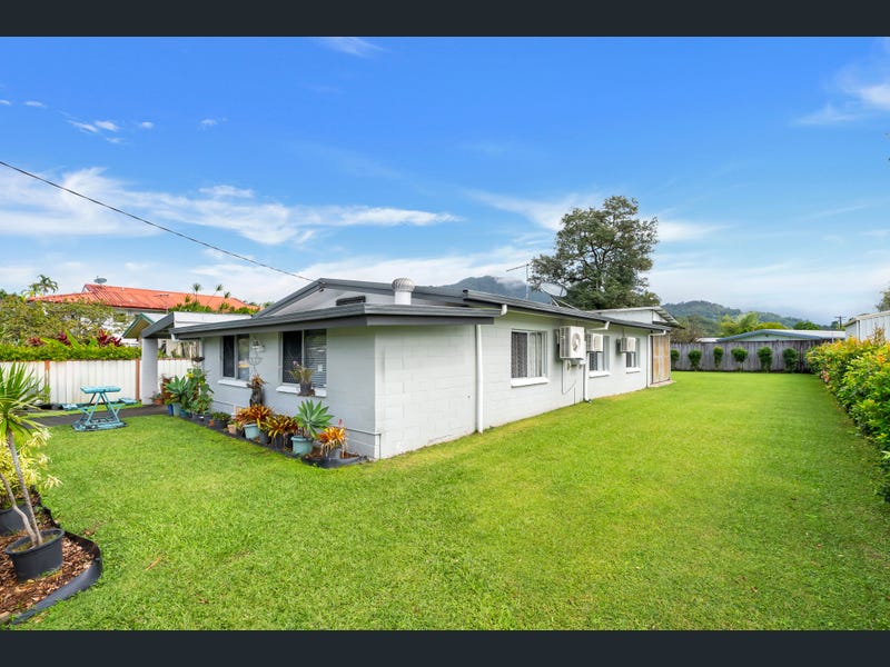 17 Armbrust Street, Manoora