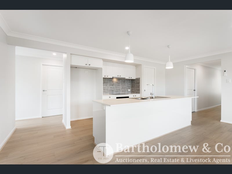 5B Pioneer Drive, Kalbar