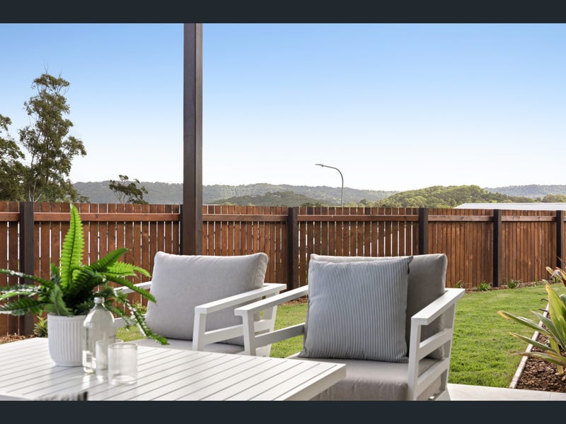 2/11 Northview Place, Woombye
