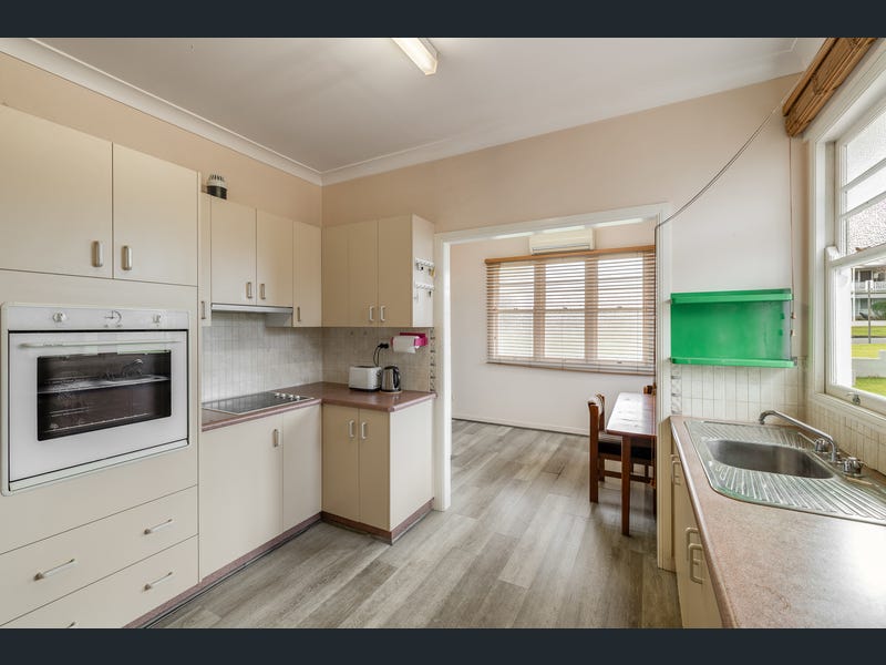 198 MacKenzie Street, Rangeville
