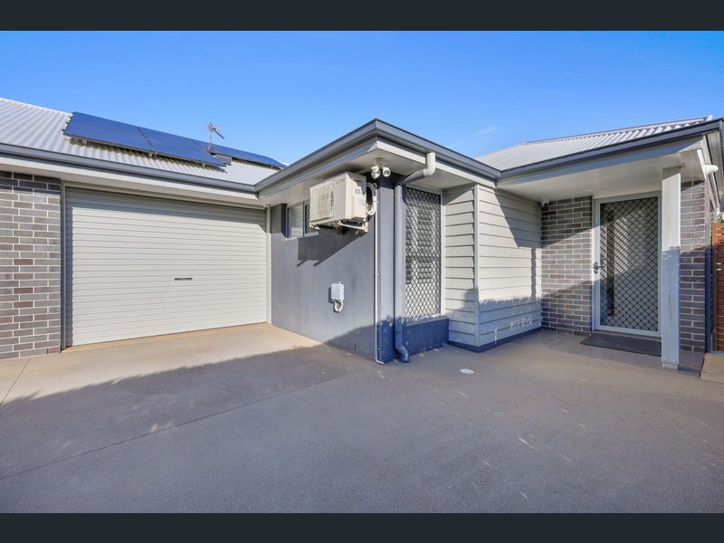 2/213 New England Highway, Harlaxton