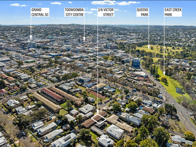 2/6 Victor Street, East Toowoomba