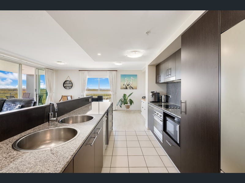 807/38 Mahogany Drive, Pelican Waters