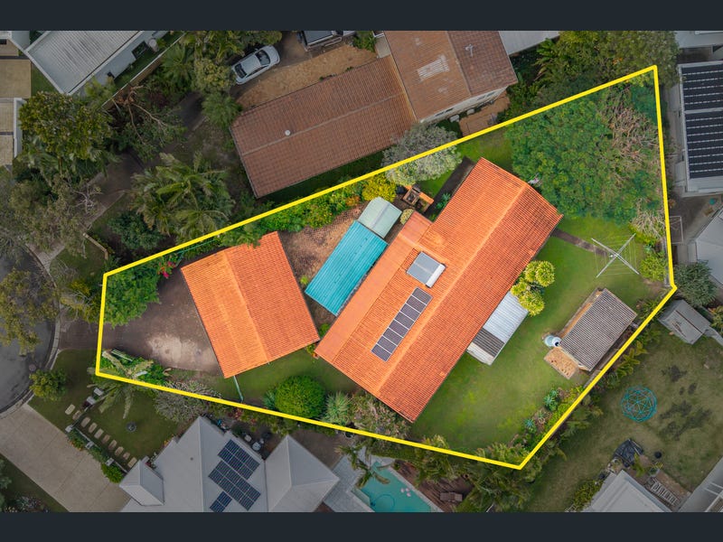 4 Waringa Court, Minyama