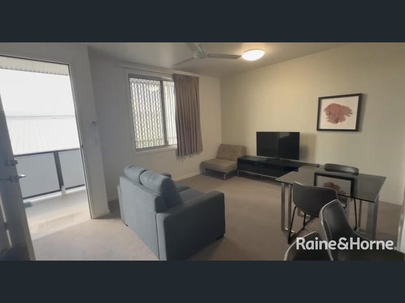 27/17 Bacon Street, Moranbah