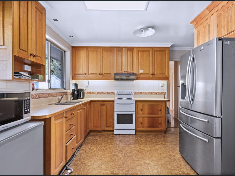 12 Trousdell Court, Rockville