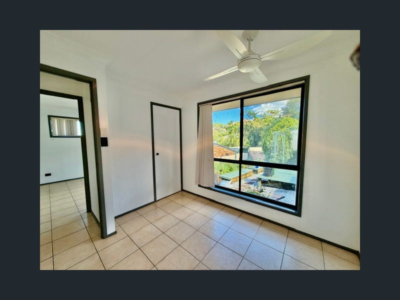 2 Kincaid Drive, Highland Park