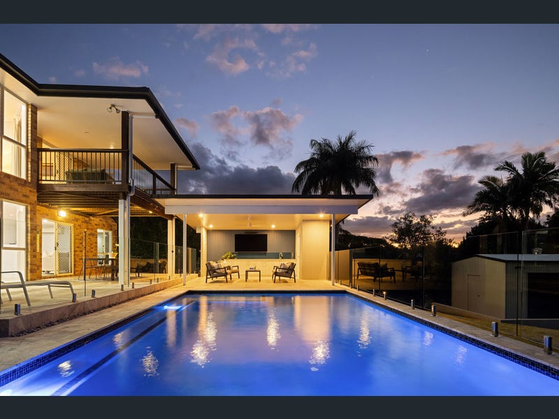 25 Tangy Street, Brookfield