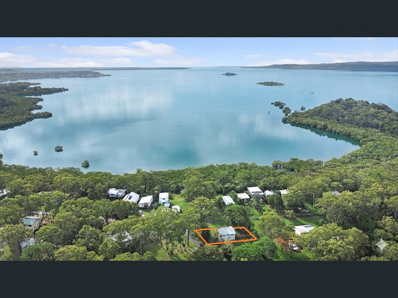 17 Wyena Avenue, Lamb Island