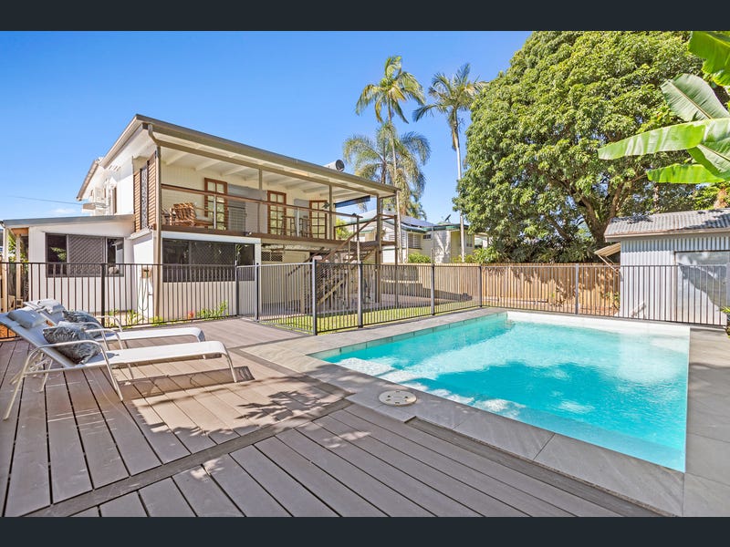 11 Dunn Street, Cairns North