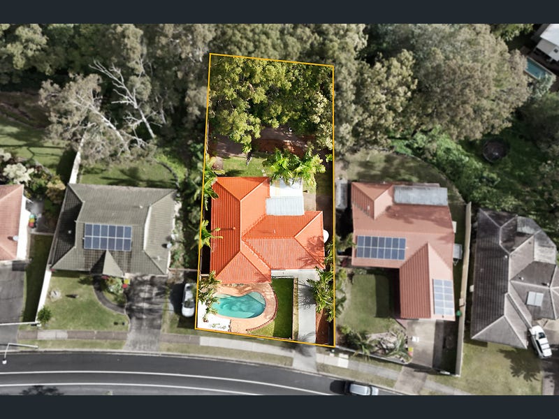 176 Alexander Drive, Highland Park