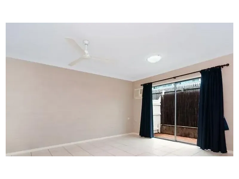 4/6 Crauford Street, West End