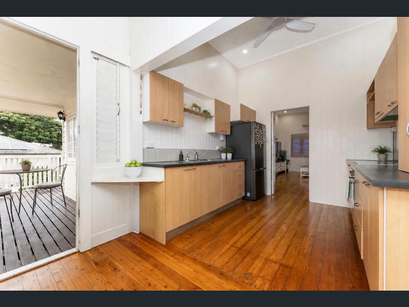 84 Kings Road, Hyde Park
