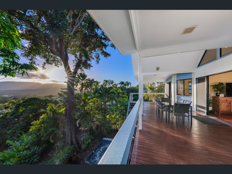 6 Panoramic Court, Cannonvale