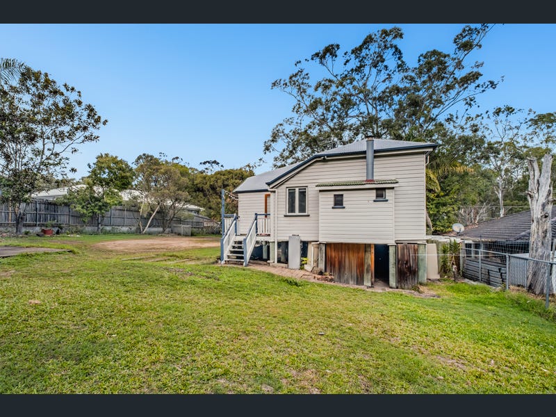 24 Charlotte Street, Blackstone
