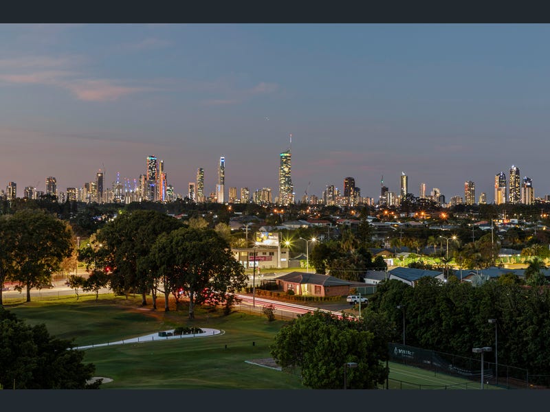 56/11 Fairway Drive, Clear Island Waters