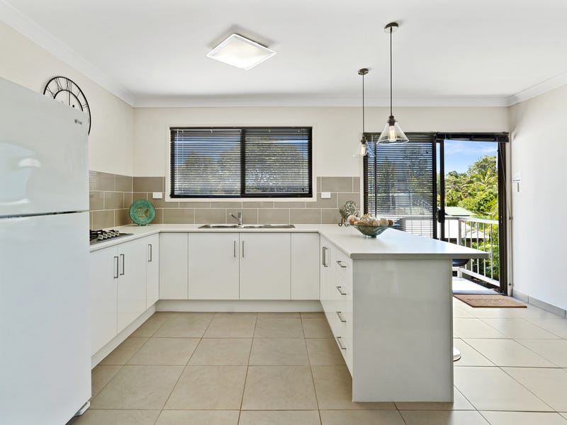 92 Midgen Street, Kooringal