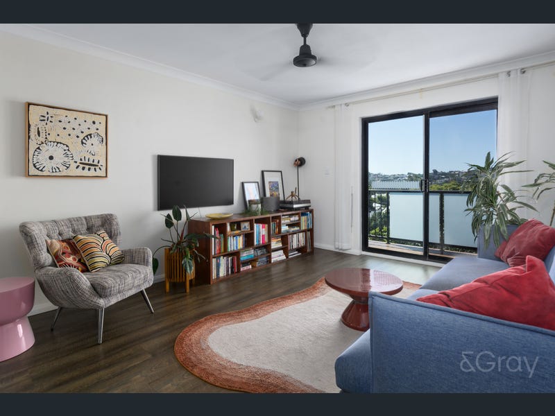 6/39 Princess Street, Bulimba