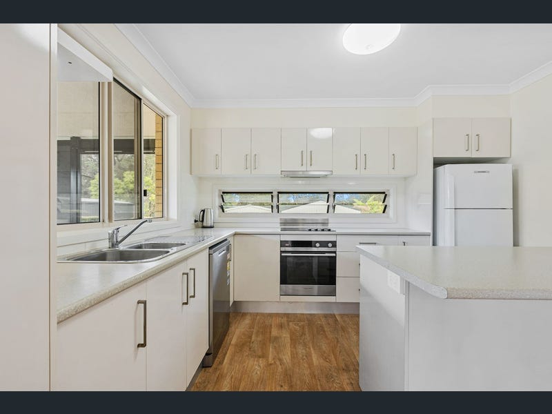 85 Golden Hind Avenue, Cooloola Cove