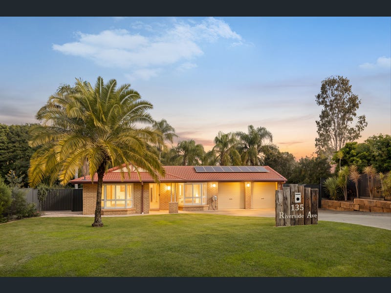 135 Riverside Avenue, Barellan Point