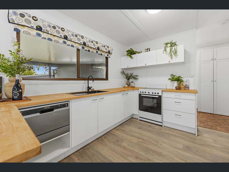 18 The Crescent, Toorbul