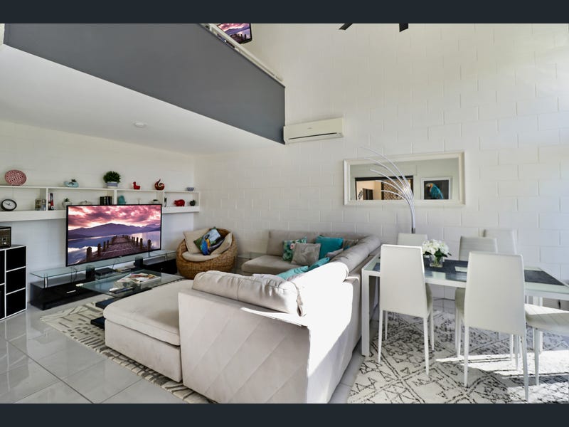 30/16-20 Lady Caroline Close, Kooralbyn