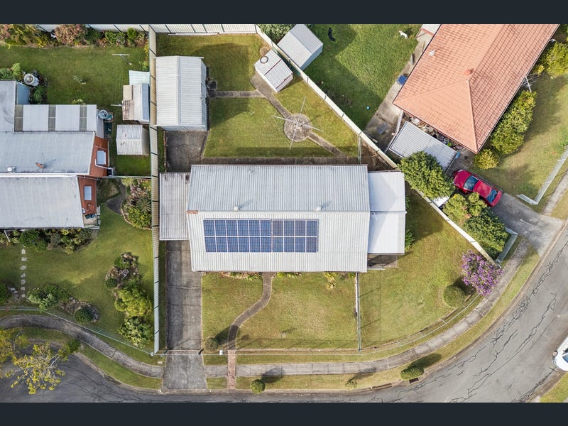 9 Carbeen Court, Logan Central