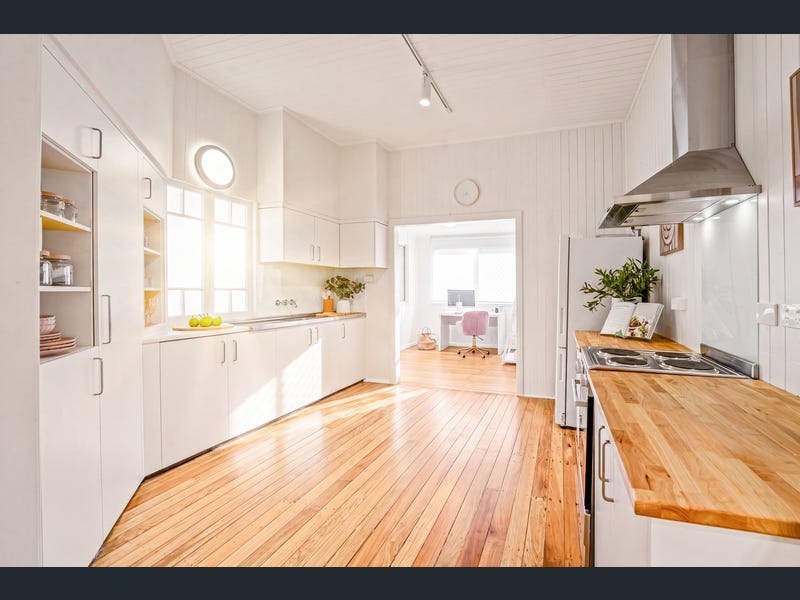 81 Tills Street, Westcourt