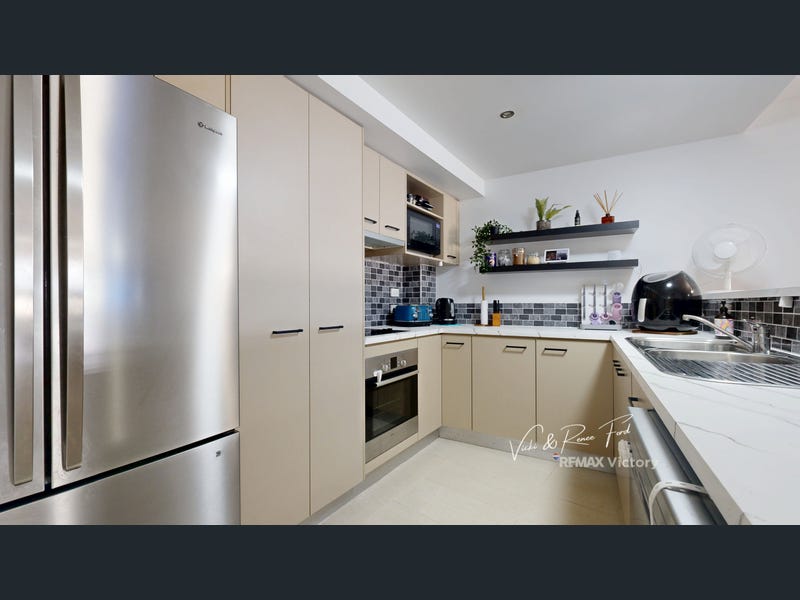 6/12 Edward Street, Caboolture