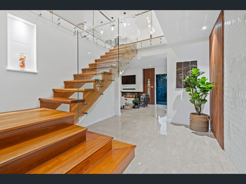 23 Ringara Street, Manly West