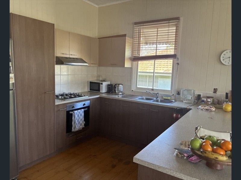 11 Kennedy Street, North Toowoomba