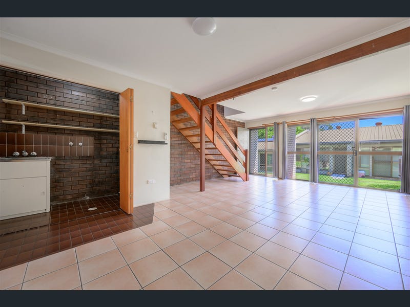 6/174 Philip Street, Kin Kora