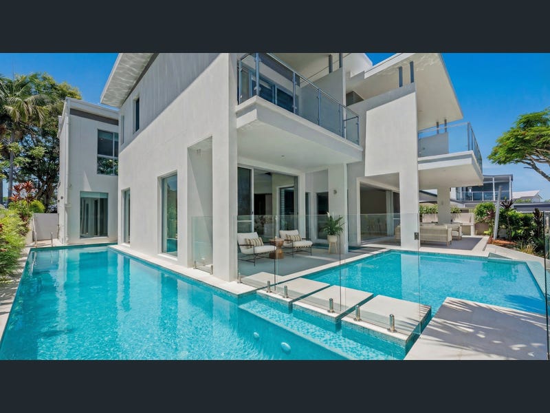 15 Daimler Drive, Bundall