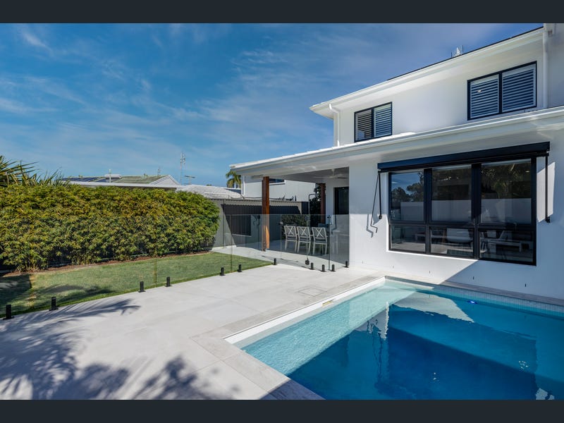 2/21 MERRIGUM Street, Currimundi