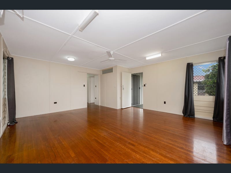 44 Goldsworthy Street, Heatley