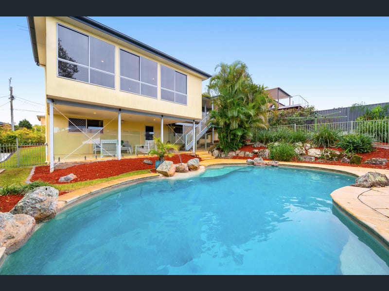 15 Koumala Street, Mansfield