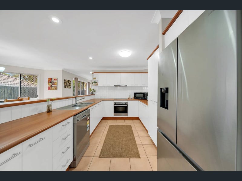 2 Mount Barney Crescent, Algester