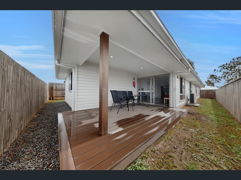 32 Dominique Way, Flinders View