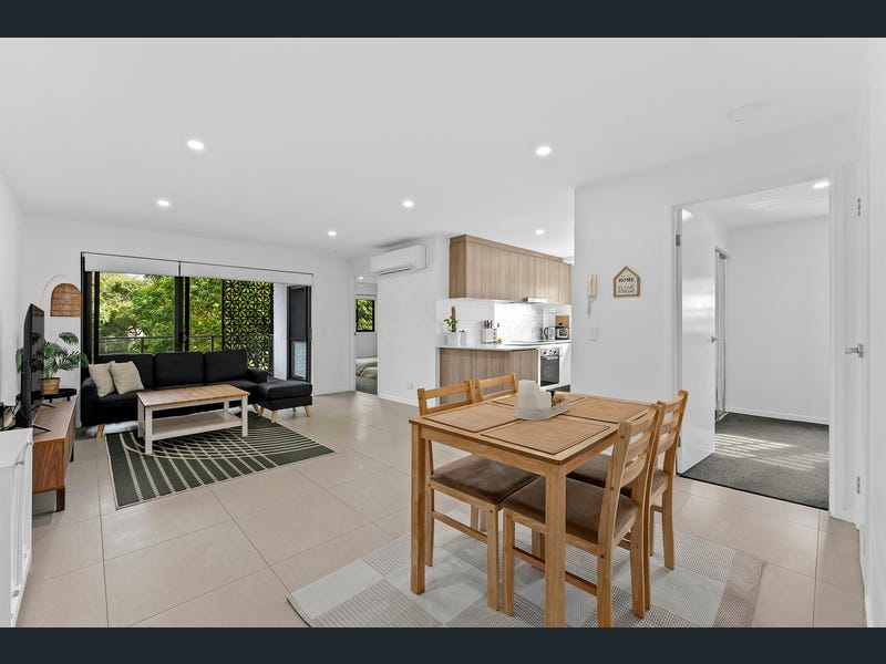 2/49 Northcliffe Street, Murarrie