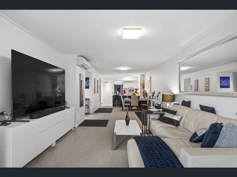 305/23 Parkland Street, Nundah