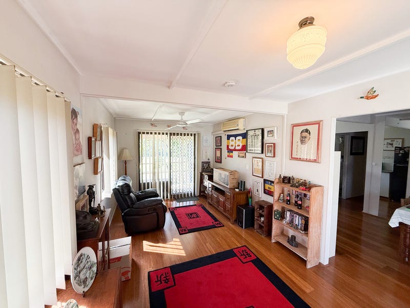 101/570 Pine Ridge Road, Coombabah
