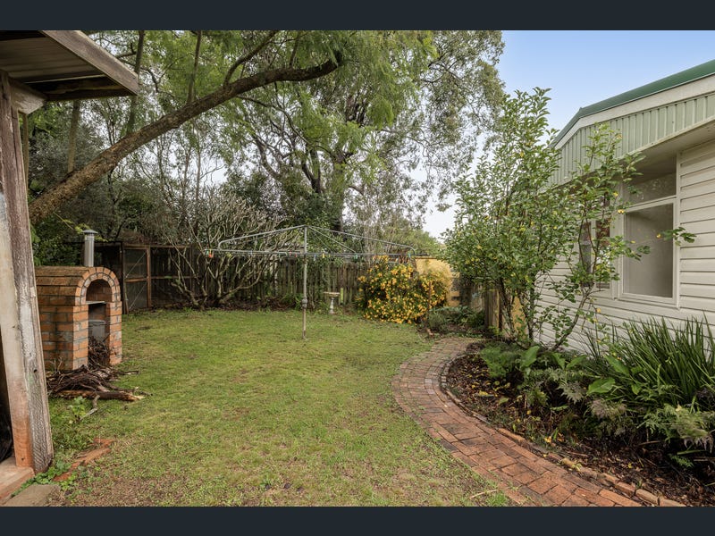 48 Stuart Street, Mount Lofty
