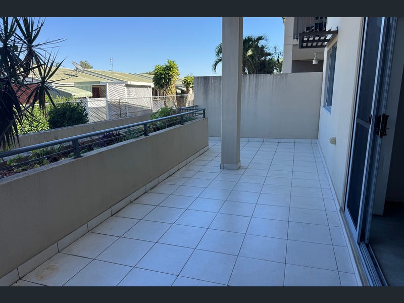 2/13 Albert Street, Cranbrook