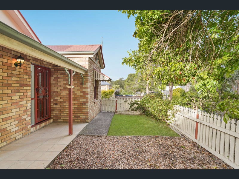 17 Orchard Crescent, Springfield Lakes