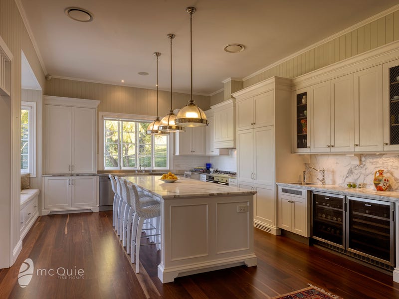 168 Moons Lane, Brookfield