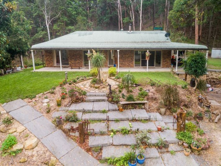 92 Myla Road, Landsborough, Qld 4550