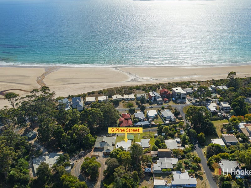 6 Pine Street, Sisters Beach, Tas 7321
